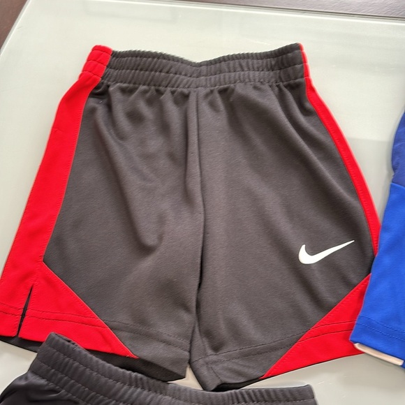 Kids basketball loose fit shorts - Picture 2 of 5